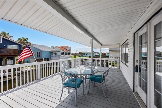 4306 Spanish Main, Jamaica Beach, TX 77554