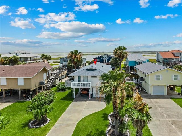 4306 Spanish Main, Jamaica Beach, TX 77554