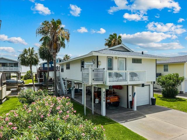 4306 Spanish Main, Jamaica Beach, TX 77554