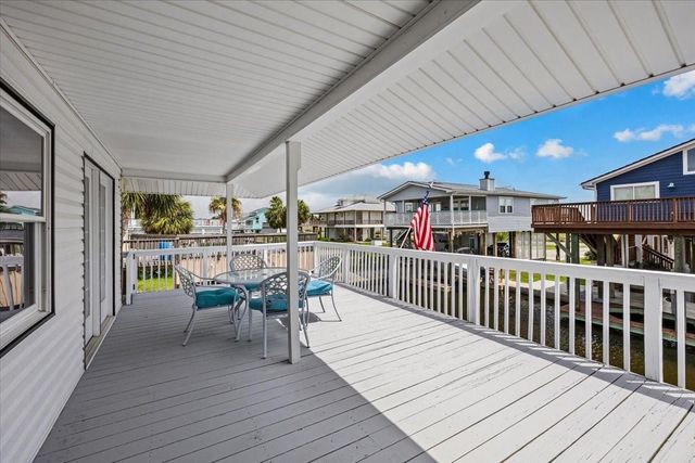 4306 Spanish Main, Jamaica Beach, TX 77554