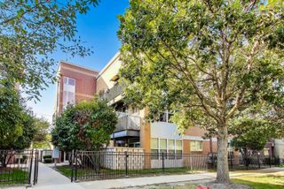 2235 W Maypole Avenue 101, Chicago, IL 60612