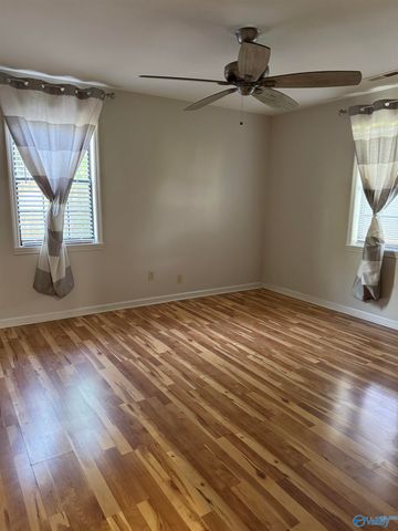 1861 New Center Road, Hartselle, AL 35640