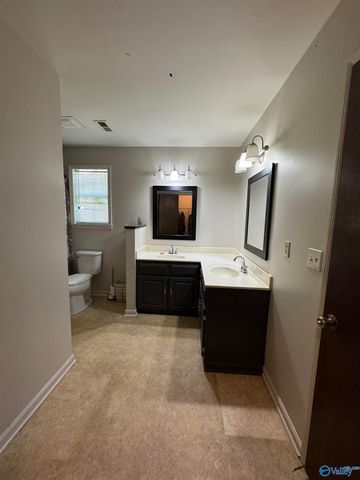 1861 New Center Road, Hartselle, AL 35640