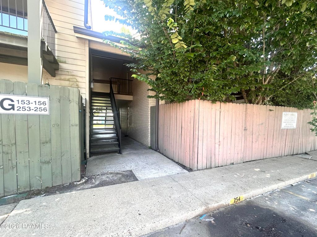 220 Doucet Road 154g, Lafayette, LA 70503