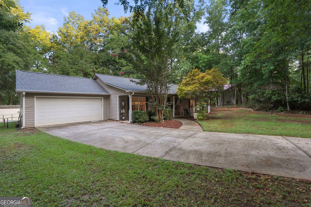 217A Bluegill Road, Eatonton, GA 31024
