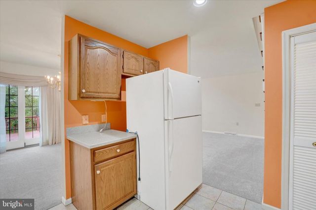 56 JEAN LO WAY, York, PA 17406