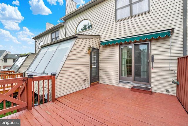 56 JEAN LO WAY, York, PA 17406