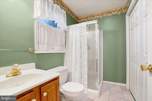 56 JEAN LO WAY, York, PA 17406