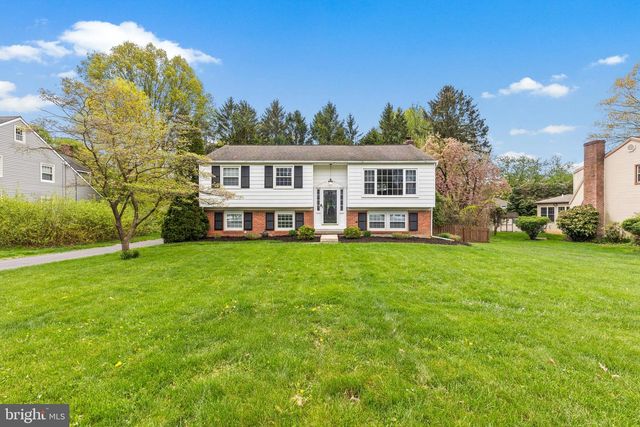 2604 BEECHWOOD RD, Lancaster, PA 17601