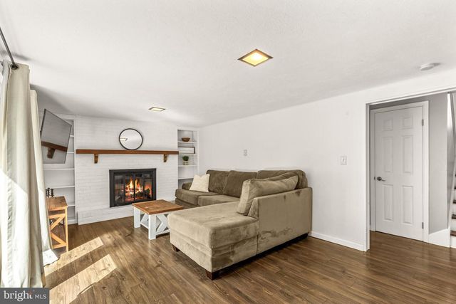 2604 BEECHWOOD RD, Lancaster, PA 17601