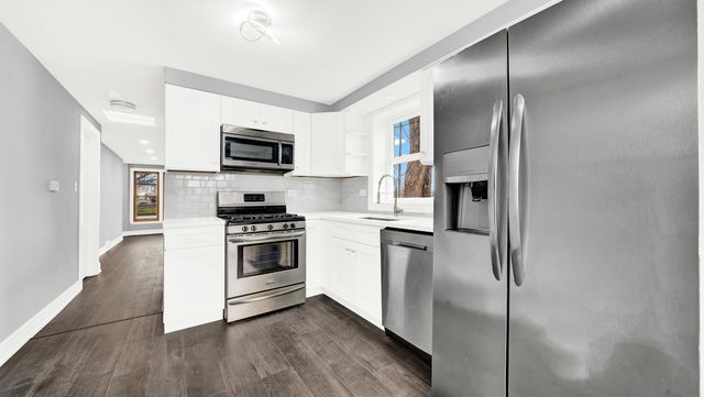 6420 Windsor Avenue, Berwyn, IL 60402