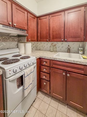 2960 REMINGTON Street 8, Jacksonville, FL 32205