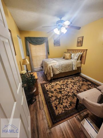 702 Fraser Drive, Hinesville, GA 31313