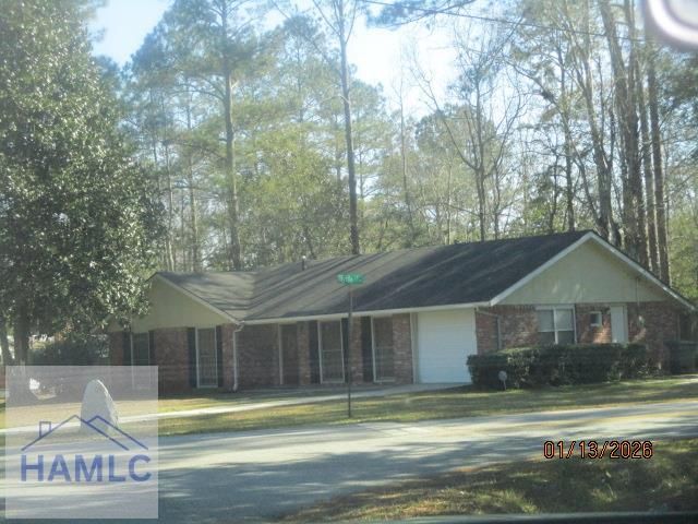 702 Fraser Drive, Hinesville, GA 31313