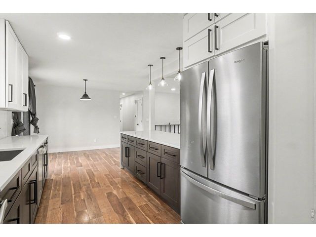 2421 Courtney Dr, Loveland, CO 80537