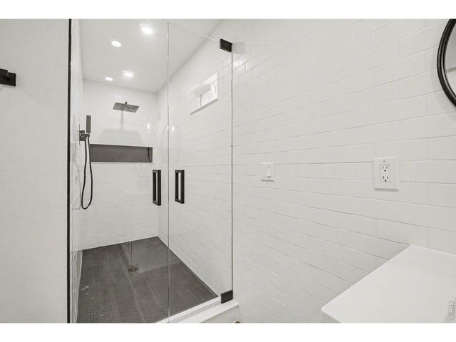 2421 Courtney Dr, Loveland, CO 80537