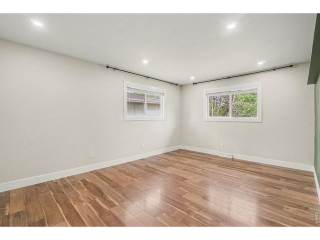 2421 Courtney Dr, Loveland, CO 80537