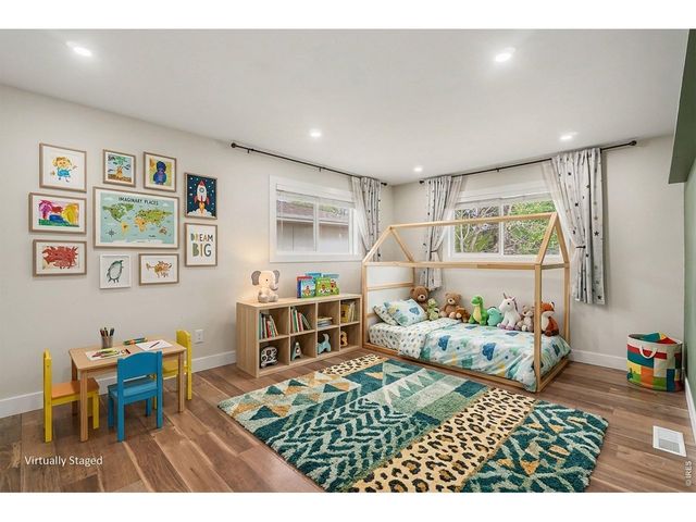 2421 Courtney Dr, Loveland, CO 80537