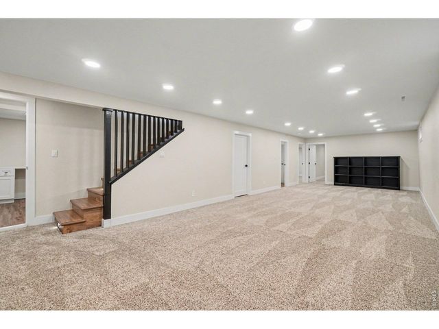 2421 Courtney Dr, Loveland, CO 80537