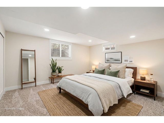 2421 Courtney Dr, Loveland, CO 80537