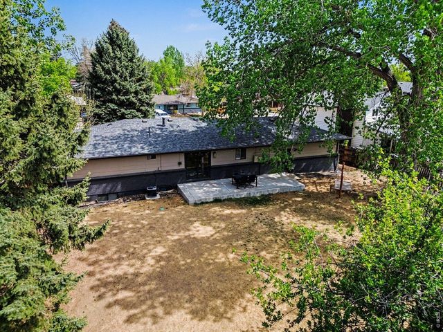 2421 Courtney Dr, Loveland, CO 80537