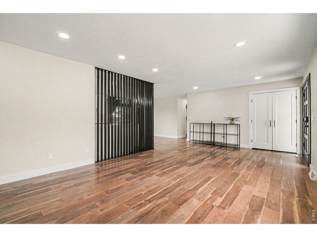 2421 Courtney Dr, Loveland, CO 80537