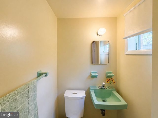 13208 HATHAWAY DR, Silver Spring, MD 20906