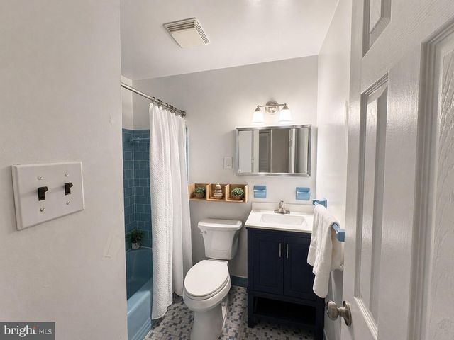 13208 HATHAWAY DR, Silver Spring, MD 20906