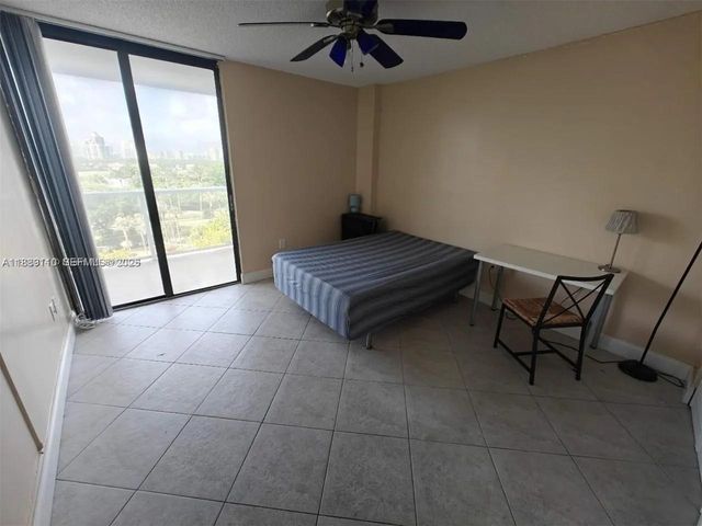 3701 N Country Club Drive 705, Aventura, FL 33180