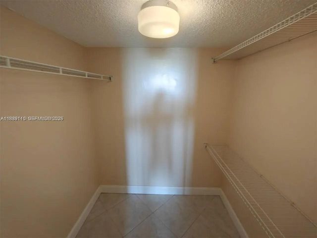 3701 N Country Club Drive 705, Aventura, FL 33180