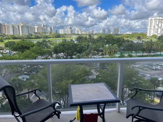 3701 N Country Club Drive 705, Aventura, FL 33180
