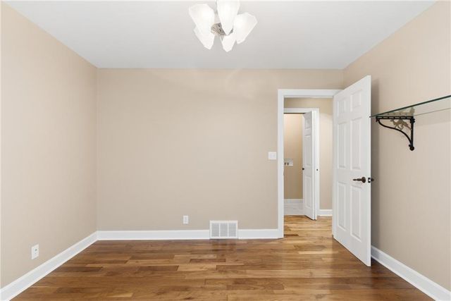 1108 S Esplanade Street, Leavenworth, KS 66048