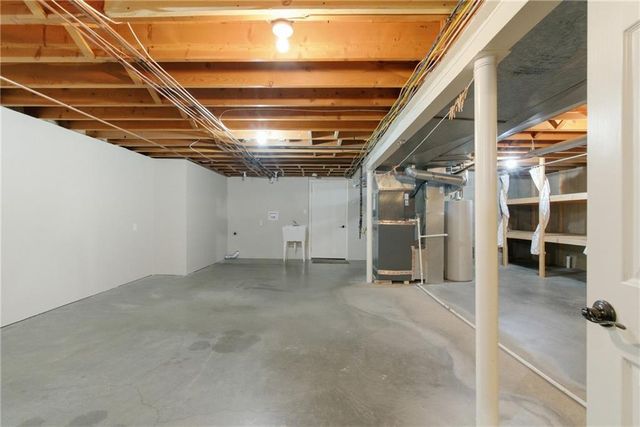 1108 S Esplanade Street, Leavenworth, KS 66048