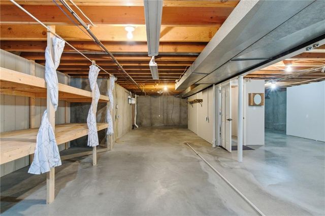 1108 S Esplanade Street, Leavenworth, KS 66048