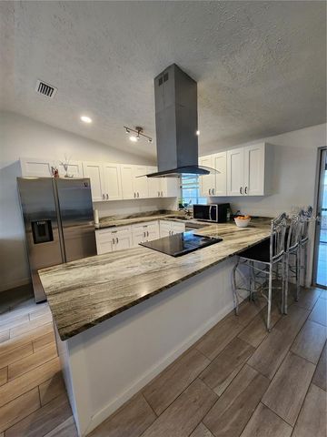 3244 FOX LAKE DRIVE, Tampa, FL 33618