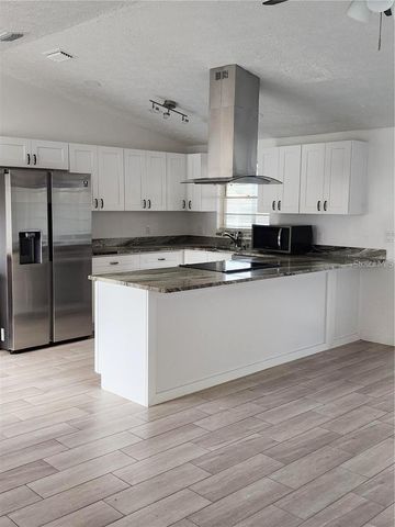 3244 FOX LAKE DRIVE, Tampa, FL 33618