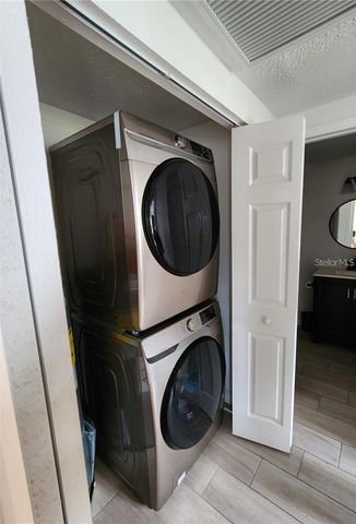 3244 FOX LAKE DRIVE, Tampa, FL 33618