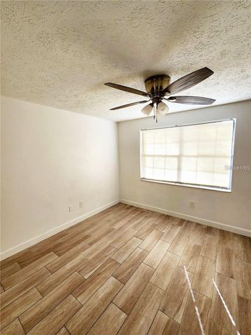 3244 FOX LAKE DRIVE, Tampa, FL 33618