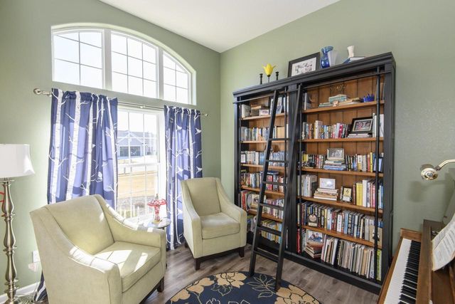 512 Westlawn AVENUE, Mukwonago, WI 53149