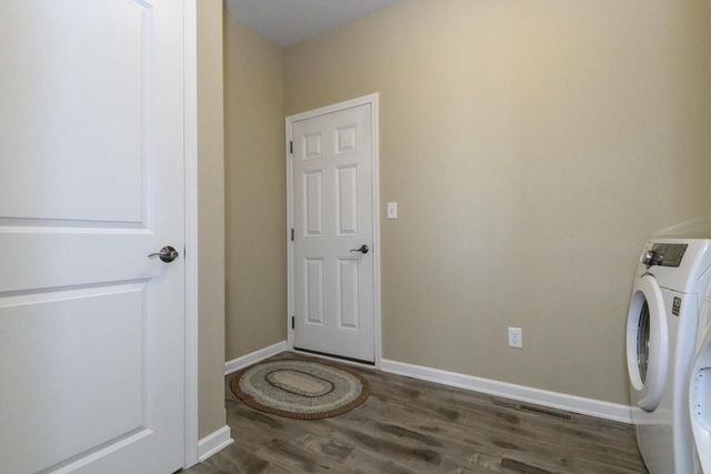 512 Westlawn AVENUE, Mukwonago, WI 53149