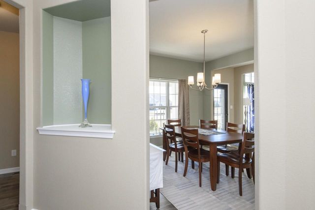 512 Westlawn AVENUE, Mukwonago, WI 53149