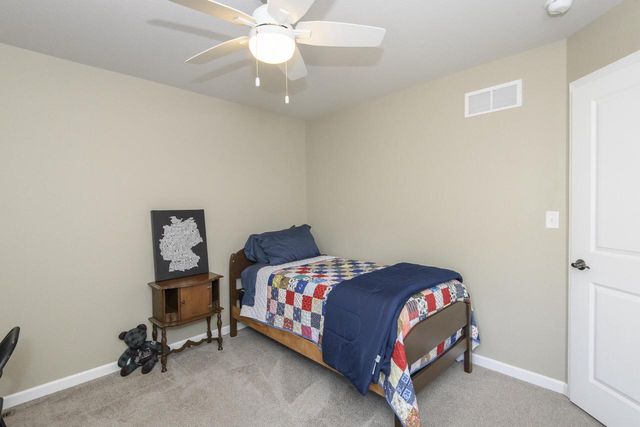 512 Westlawn AVENUE, Mukwonago, WI 53149