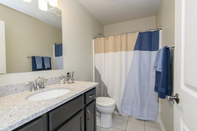 512 Westlawn AVENUE, Mukwonago, WI 53149