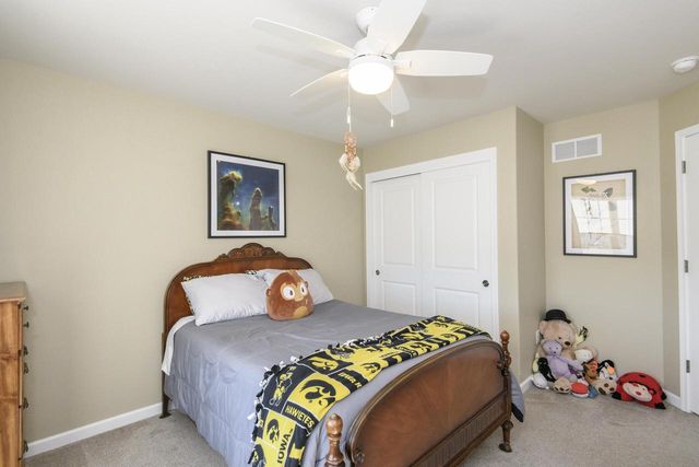 512 Westlawn AVENUE, Mukwonago, WI 53149