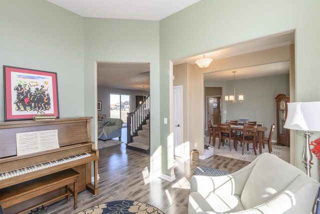 512 Westlawn AVENUE, Mukwonago, WI 53149