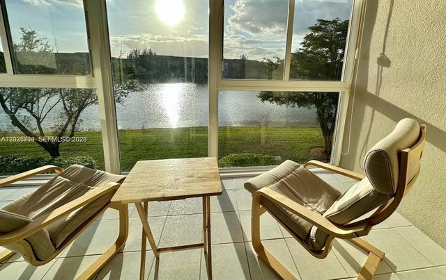 850 SW 138th Ave 307D, Pembroke Pines, FL 33027