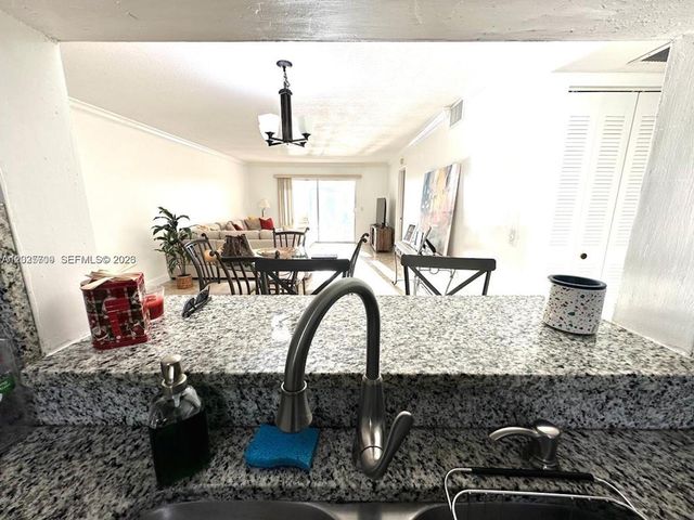 850 SW 138th Ave 307D, Pembroke Pines, FL 33027