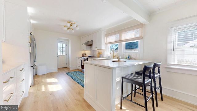 122 N NEW RD, Absecon, NJ 08201