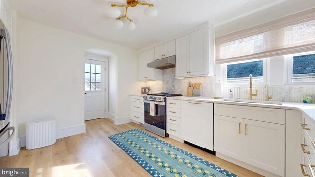 122 N NEW RD, Absecon, NJ 08201
