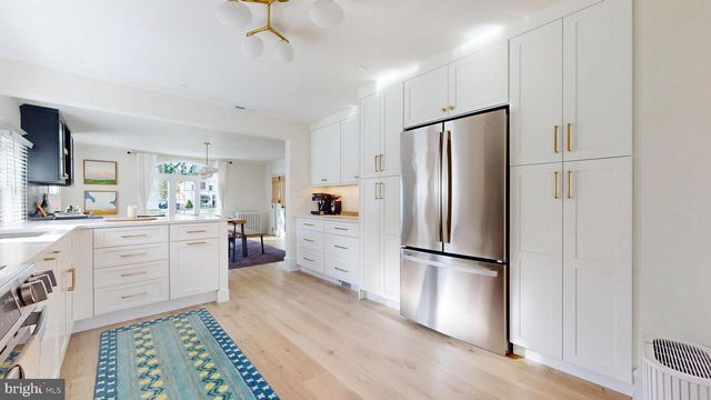 122 N NEW RD, Absecon, NJ 08201